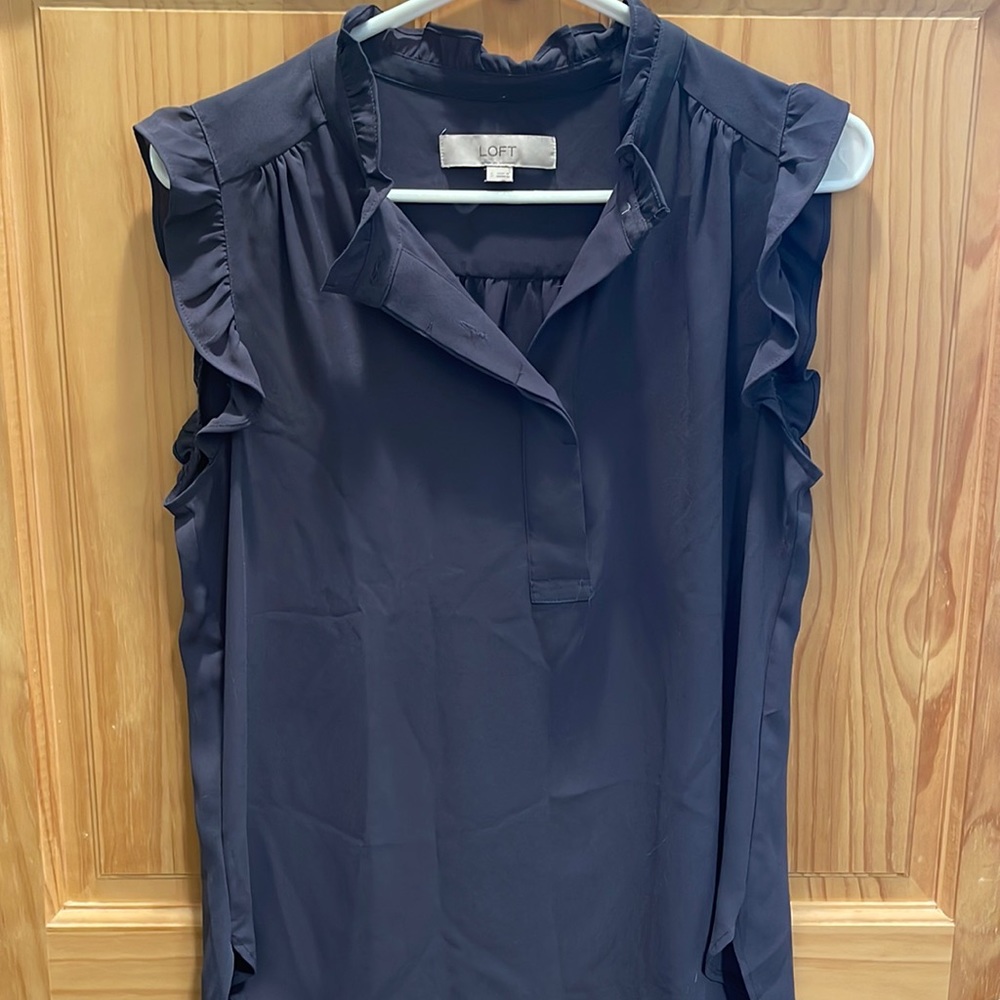 LOFT sleeveless blouse
